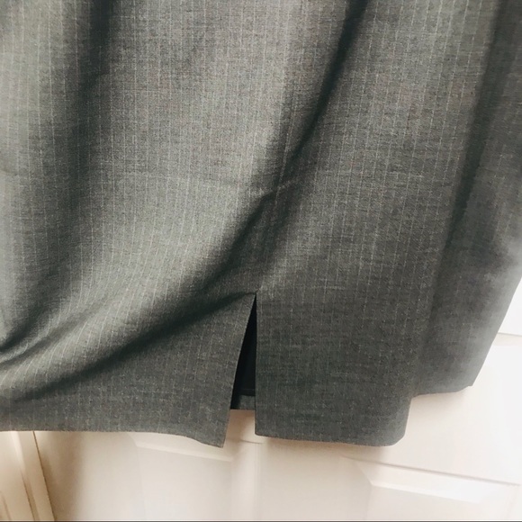 NY&CO gray pinstriped work dress-size 12 - Picture 6 of 7